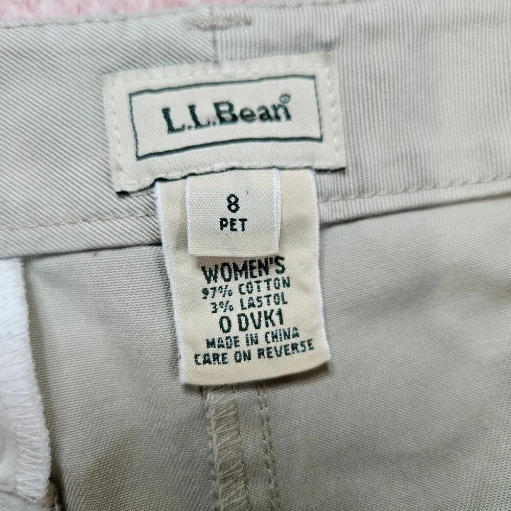 L.L.Bean Women's Pleated Chino Pants Khaki Size 8 Petite